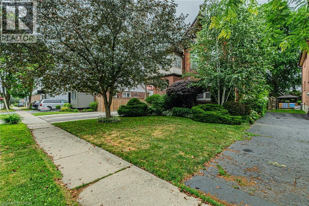 












109 TALBOT Street N

,
Simcoe,




Ontario
N3Y3W6

