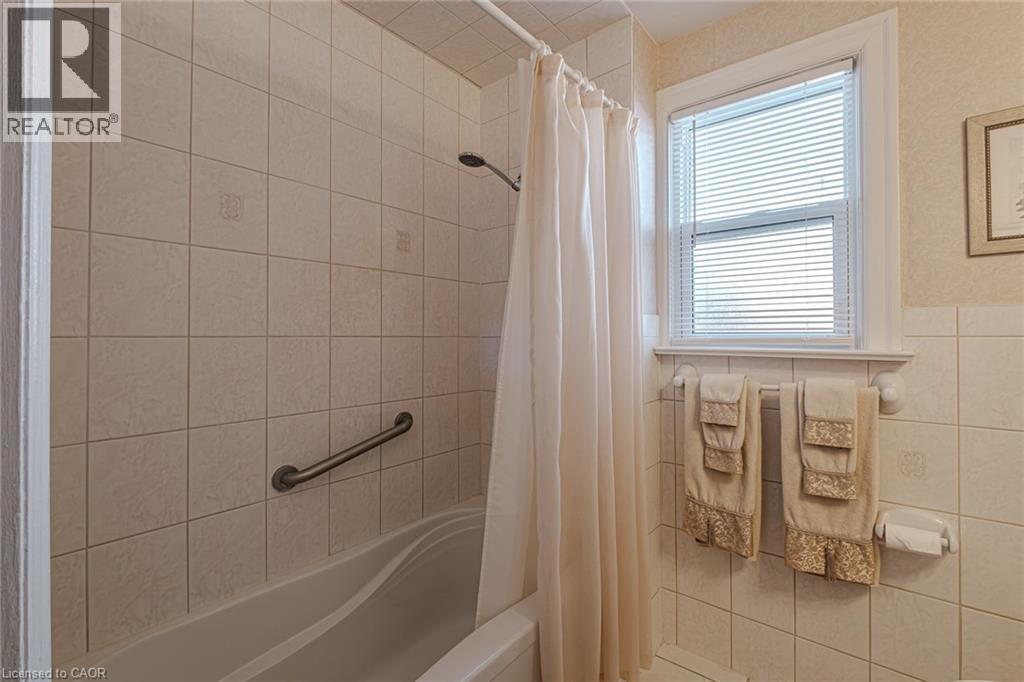 












109 TALBOT Street N

,
Simcoe,




Ontario
N3Y3W6


