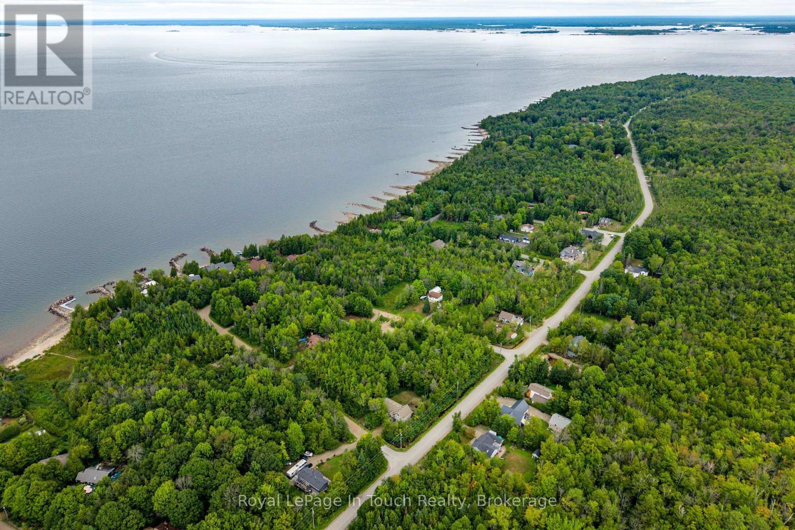 












LT 484 TOMAHAWK CRESCENT

,
Tiny,







Ontario
L9M0C9

