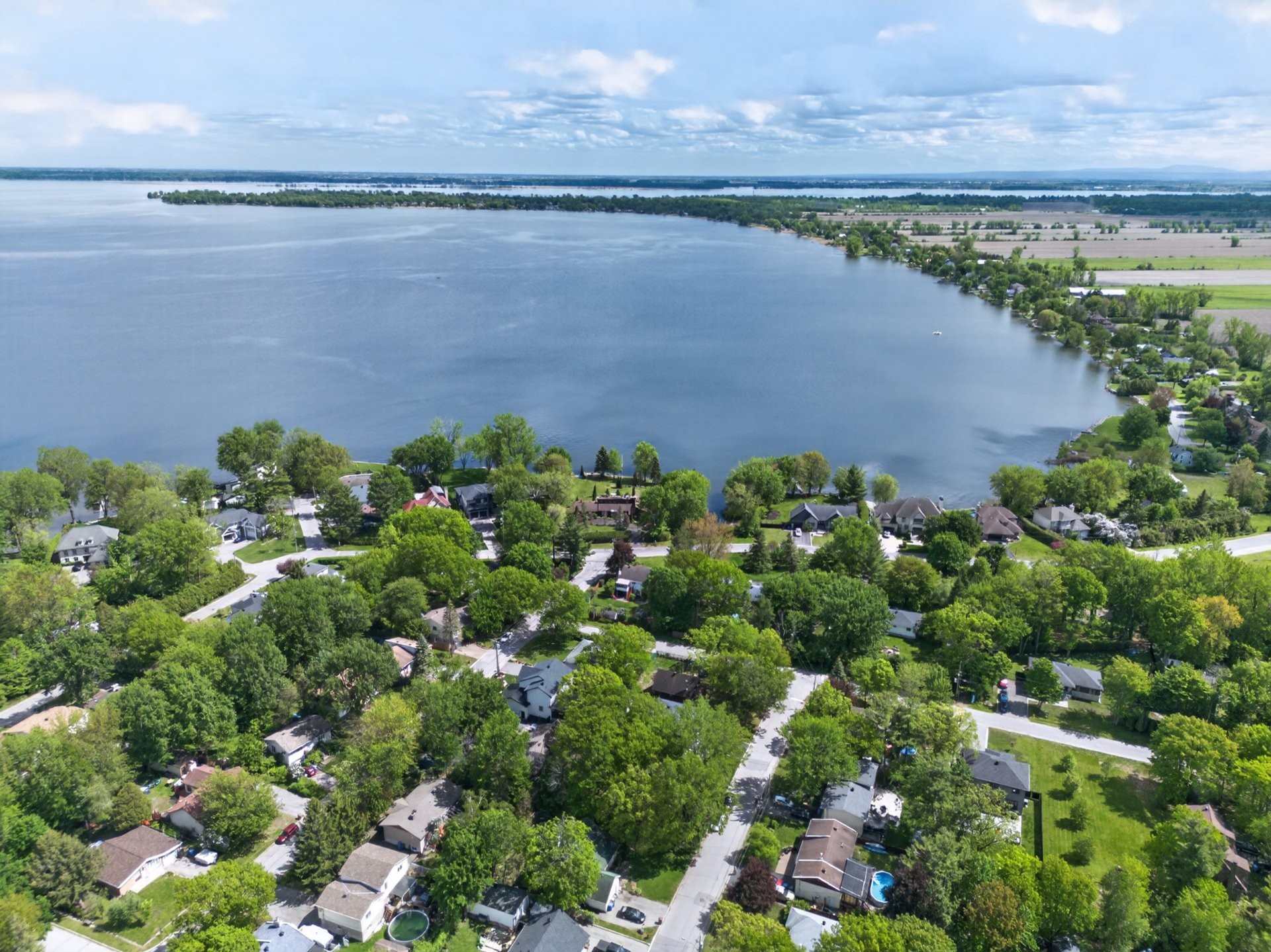 









3


Rue Thomas-Dennis

,
Notre-Dame-de-l'Île-Perrot,




QC
J7W3K9

