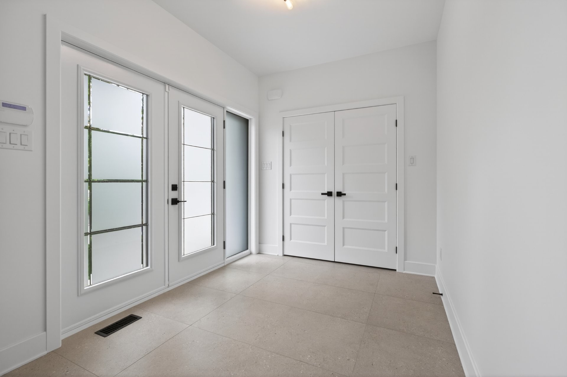 









3


Rue Thomas-Dennis

,
Notre-Dame-de-l'Île-Perrot,




QC
J7W3K9

