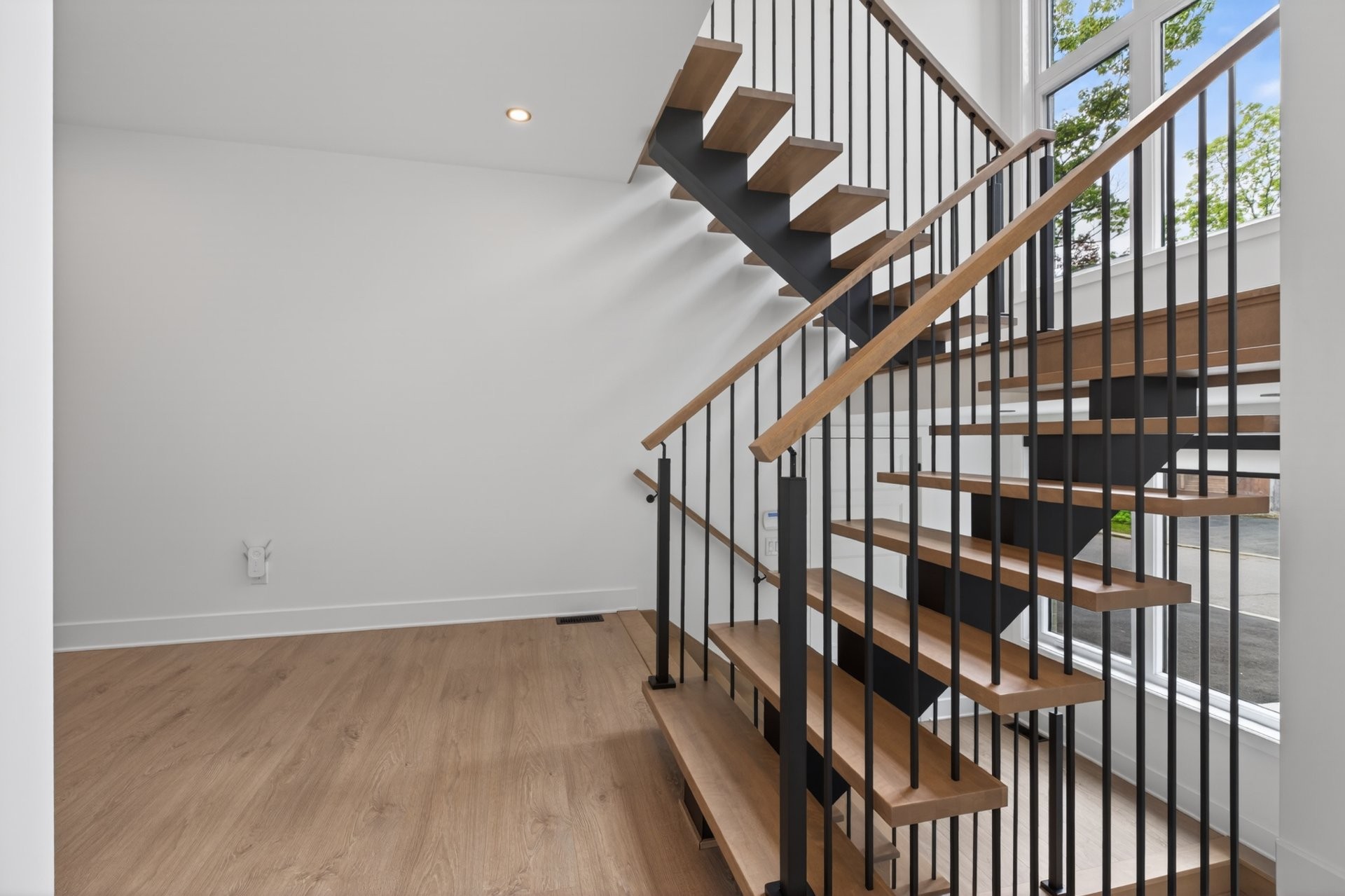 









3


Rue Thomas-Dennis

,
Notre-Dame-de-l'Île-Perrot,




QC
J7W3K9

