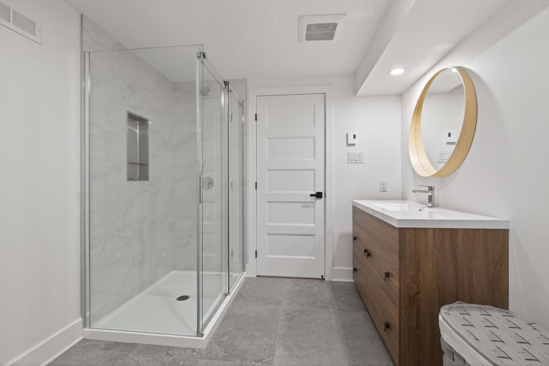 









3


Rue Thomas-Dennis

,
Notre-Dame-de-l'Île-Perrot,




QC
J7W3K9

