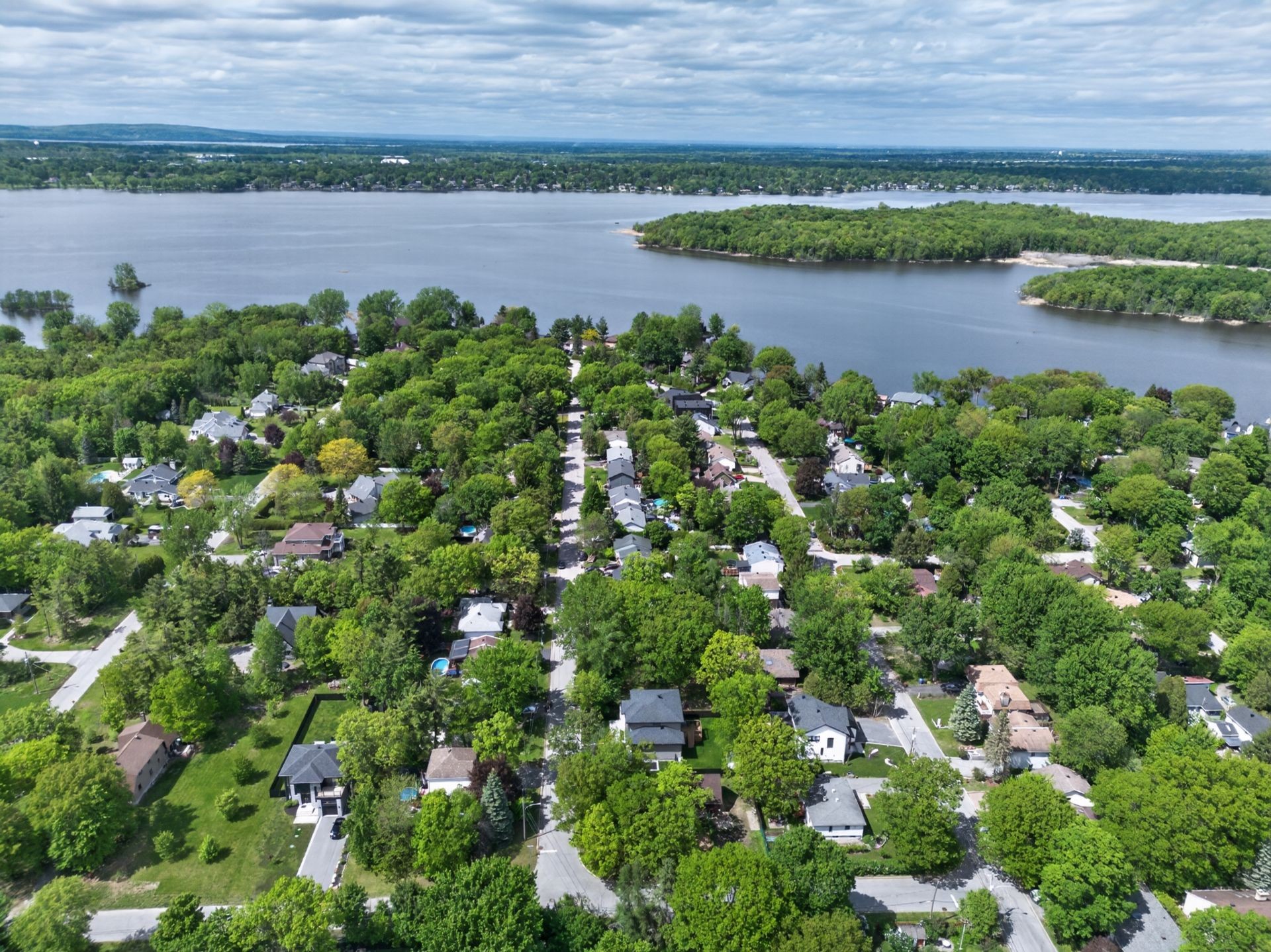 









3


Rue Thomas-Dennis

,
Notre-Dame-de-l'Île-Perrot,




QC
J7W3K9

