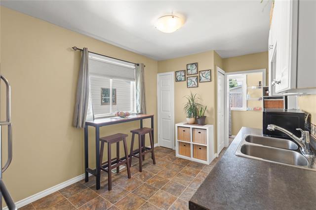 









607


Boyd

AVE,
Winnipeg,




MB
R2W 1R2

