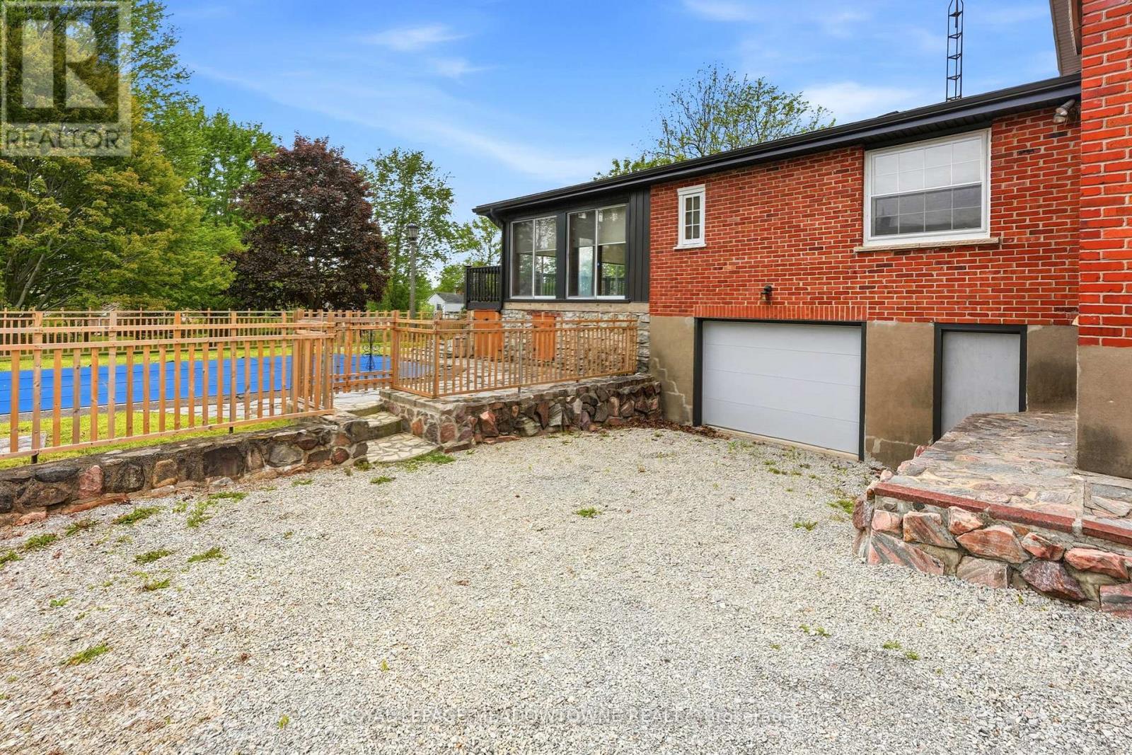 












3775 REBSTOCK ROAD

,
Fort Erie,




Ontario
L0S1B0


