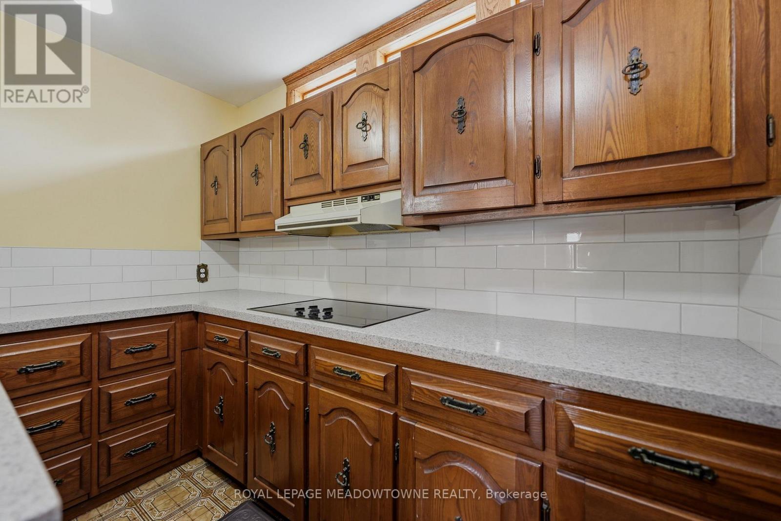 












3775 REBSTOCK ROAD

,
Fort Erie,




Ontario
L0S1B0

