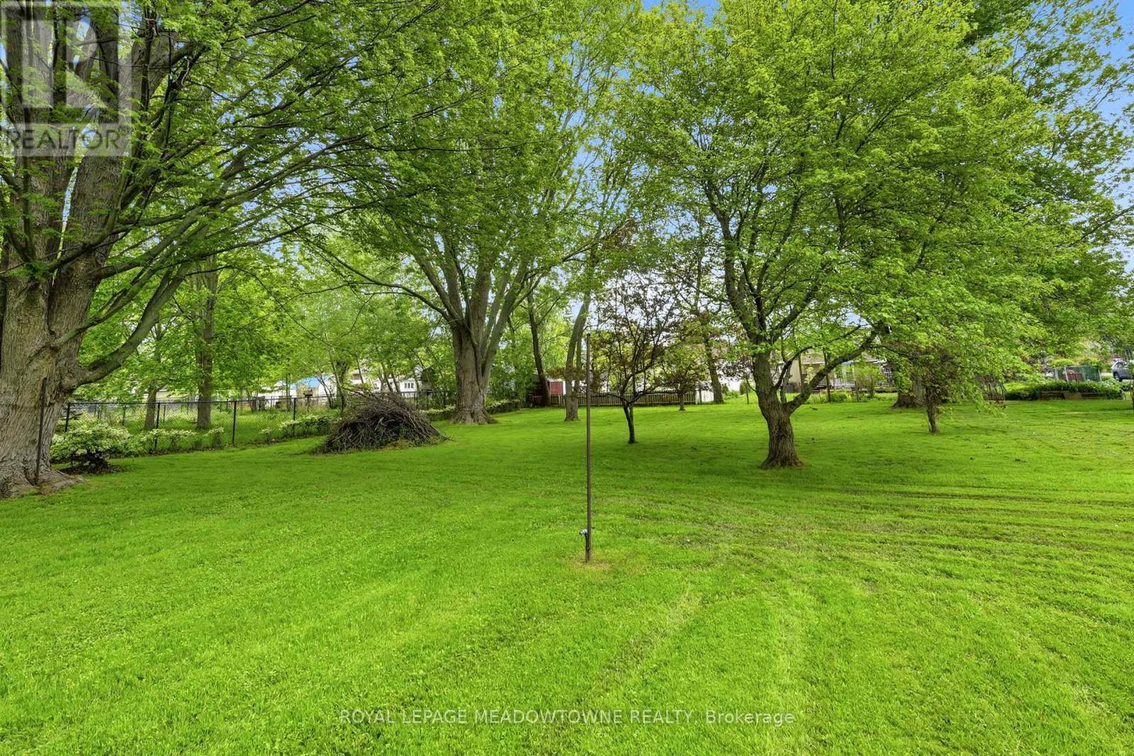 












3775 REBSTOCK ROAD

,
Fort Erie,




Ontario
L0S1B0

