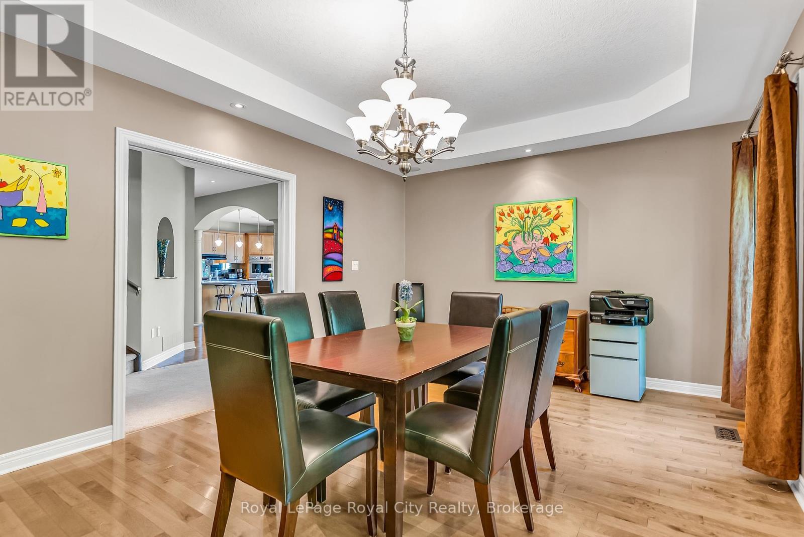 












36 BLAIR DRIVE

,
Guelph (Pineridge/Westminster Woods),




Ontario
N1L1N7

