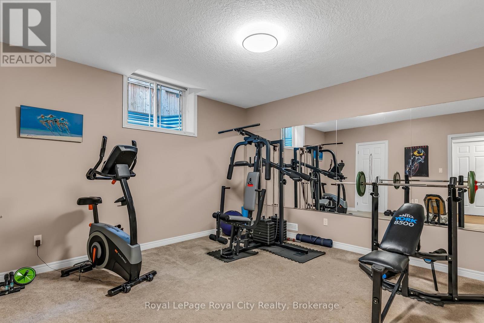 












36 BLAIR DRIVE

,
Guelph (Pineridge/Westminster Woods),




Ontario
N1L1N7

