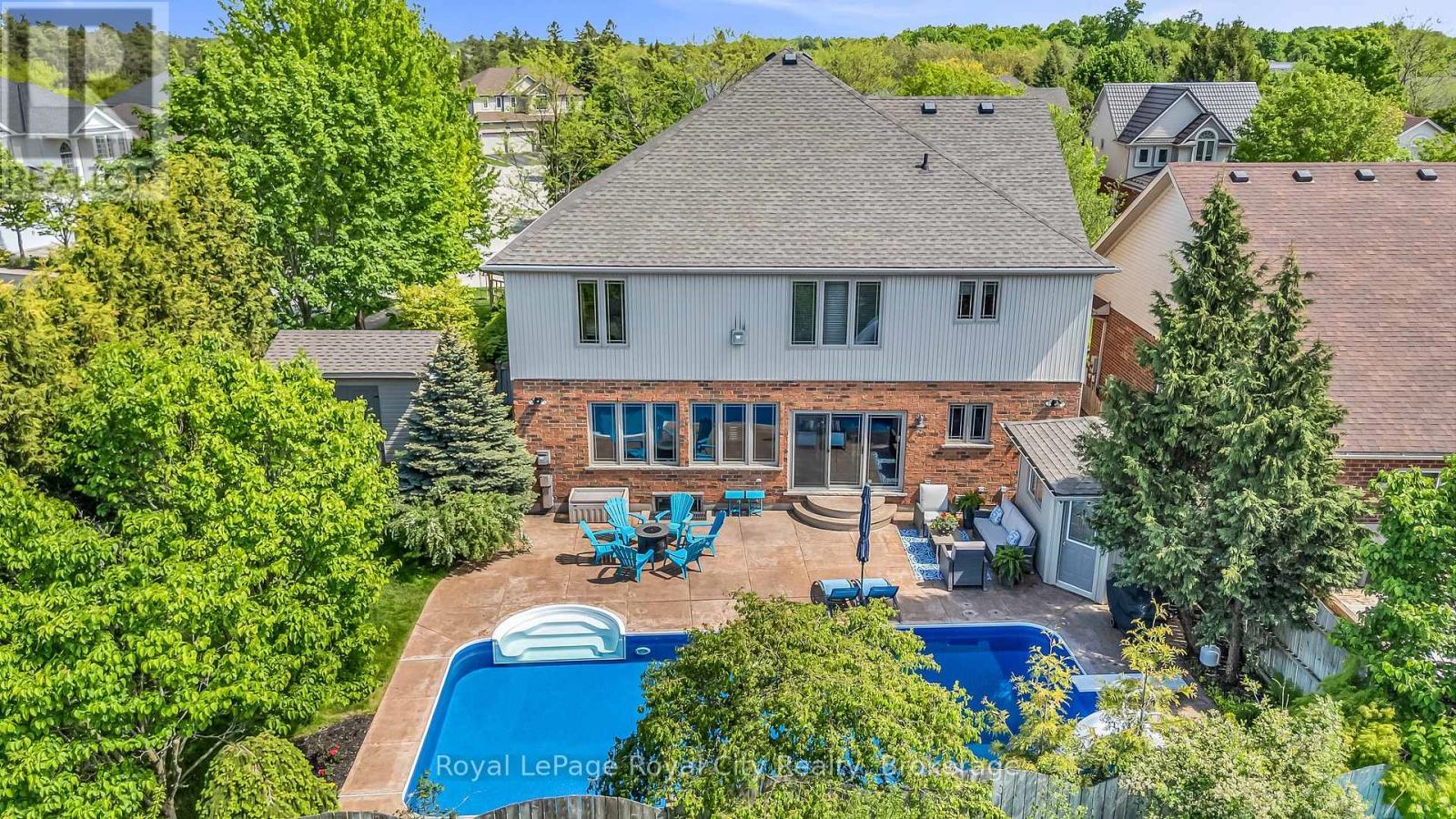 












36 BLAIR DRIVE

,
Guelph (Pineridge/Westminster Woods),




Ontario
N1L1N7

