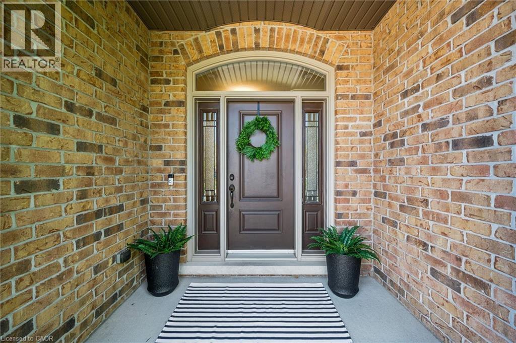












828 COPPER RIDGE Drive

,
Waterloo,




Ontario
N2K0B5

