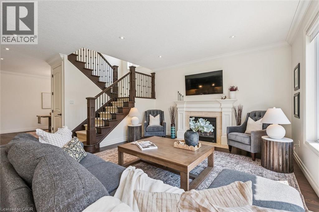 












828 COPPER RIDGE Drive

,
Waterloo,




Ontario
N2K0B5

