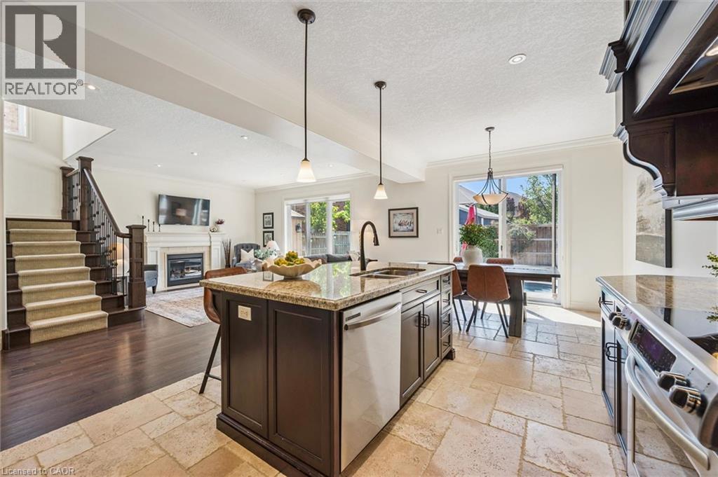 












828 COPPER RIDGE Drive

,
Waterloo,




Ontario
N2K0B5

