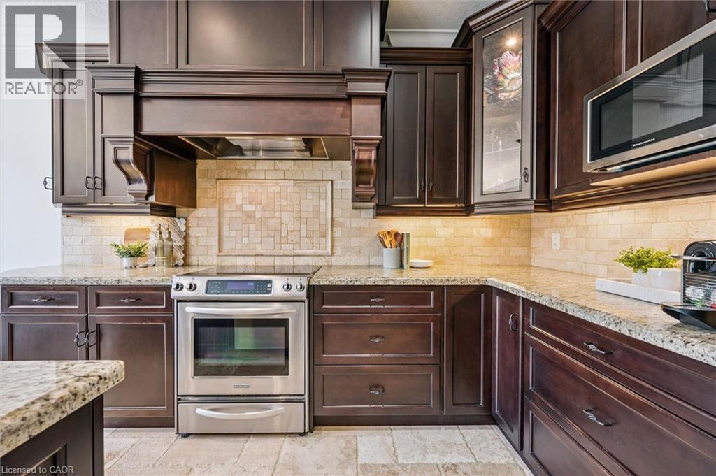 












828 COPPER RIDGE Drive

,
Waterloo,




Ontario
N2K0B5

