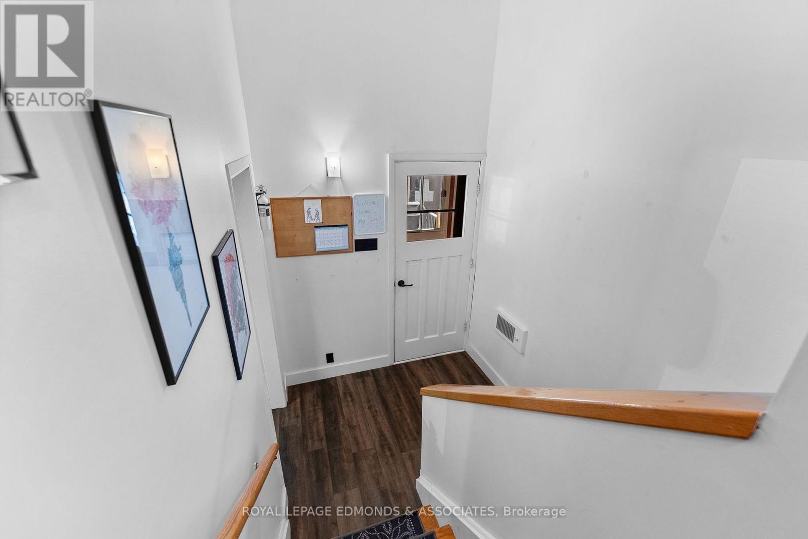












5 LASALLE DRIVE

,
Deep River,




Ontario
K0J1P0

