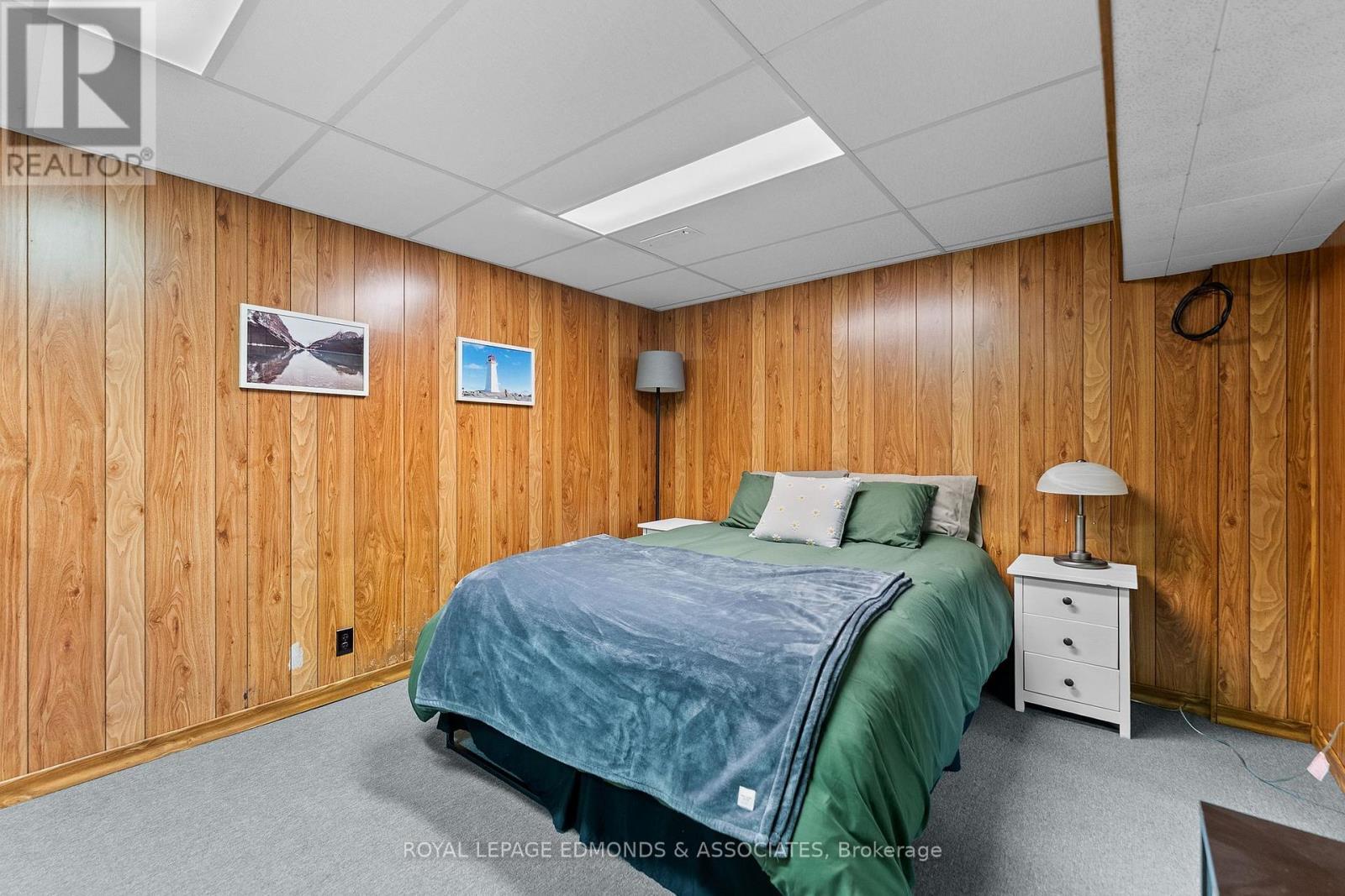 












5 LASALLE DRIVE

,
Deep River,




Ontario
K0J1P0

