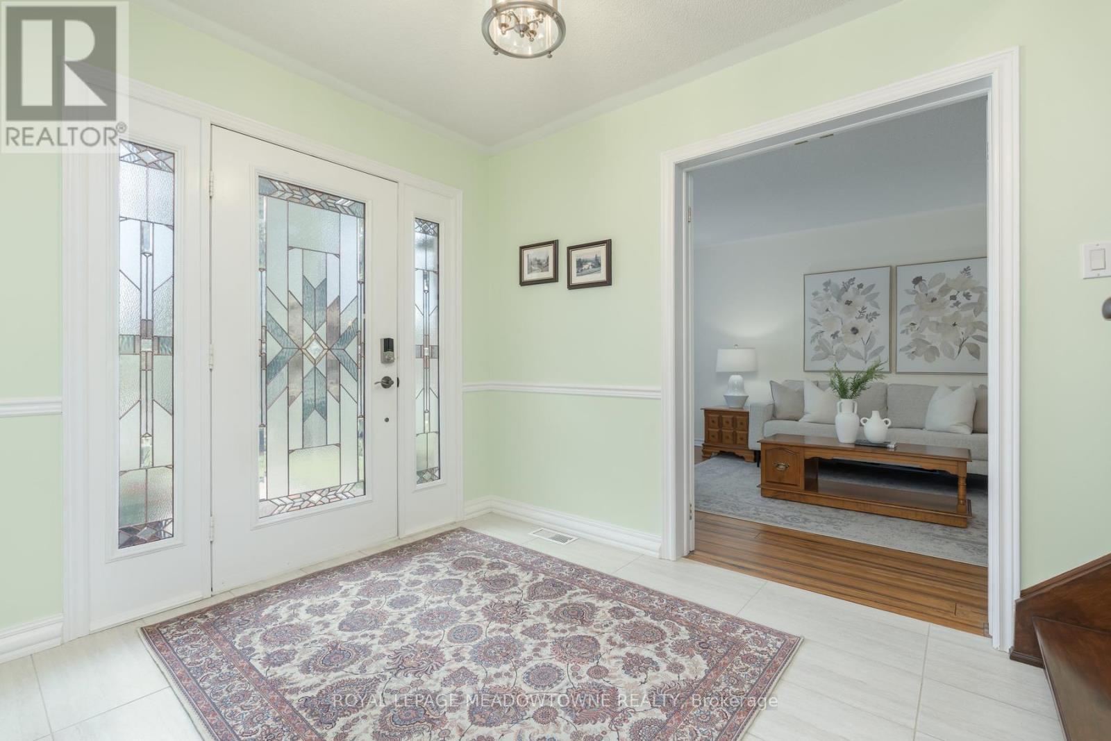 












7 EATON STREET

,
Halton Hills,




Ontario
L7G5J9

