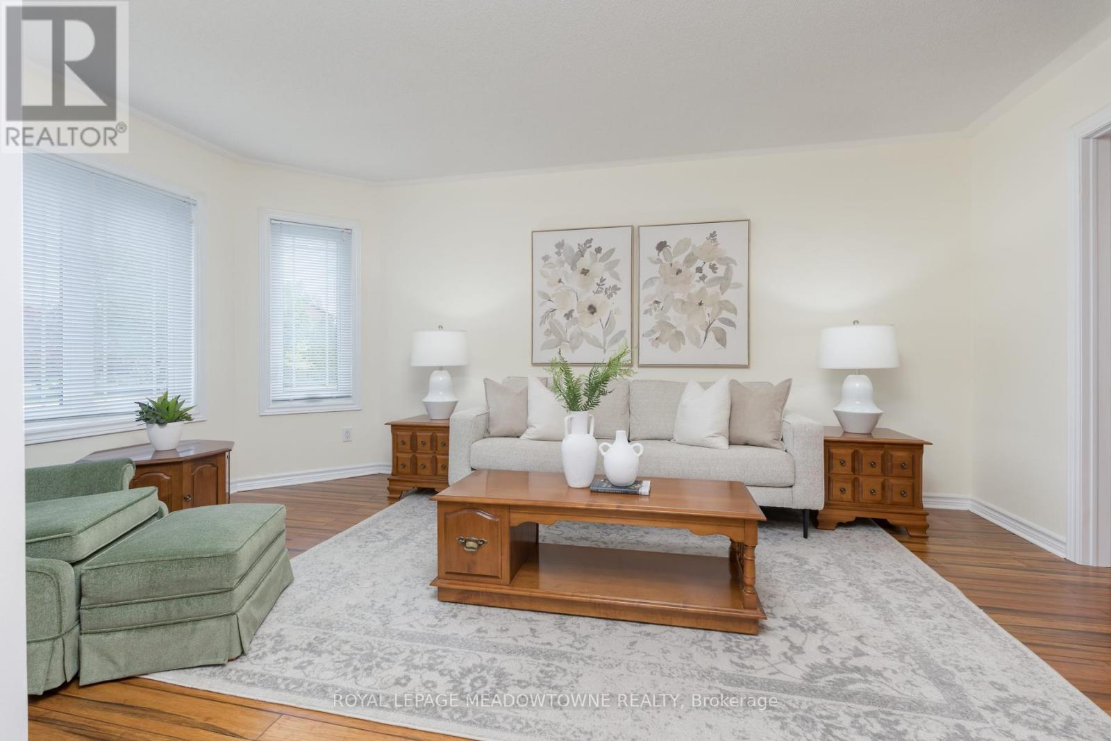 












7 EATON STREET

,
Halton Hills,




Ontario
L7G5J9


