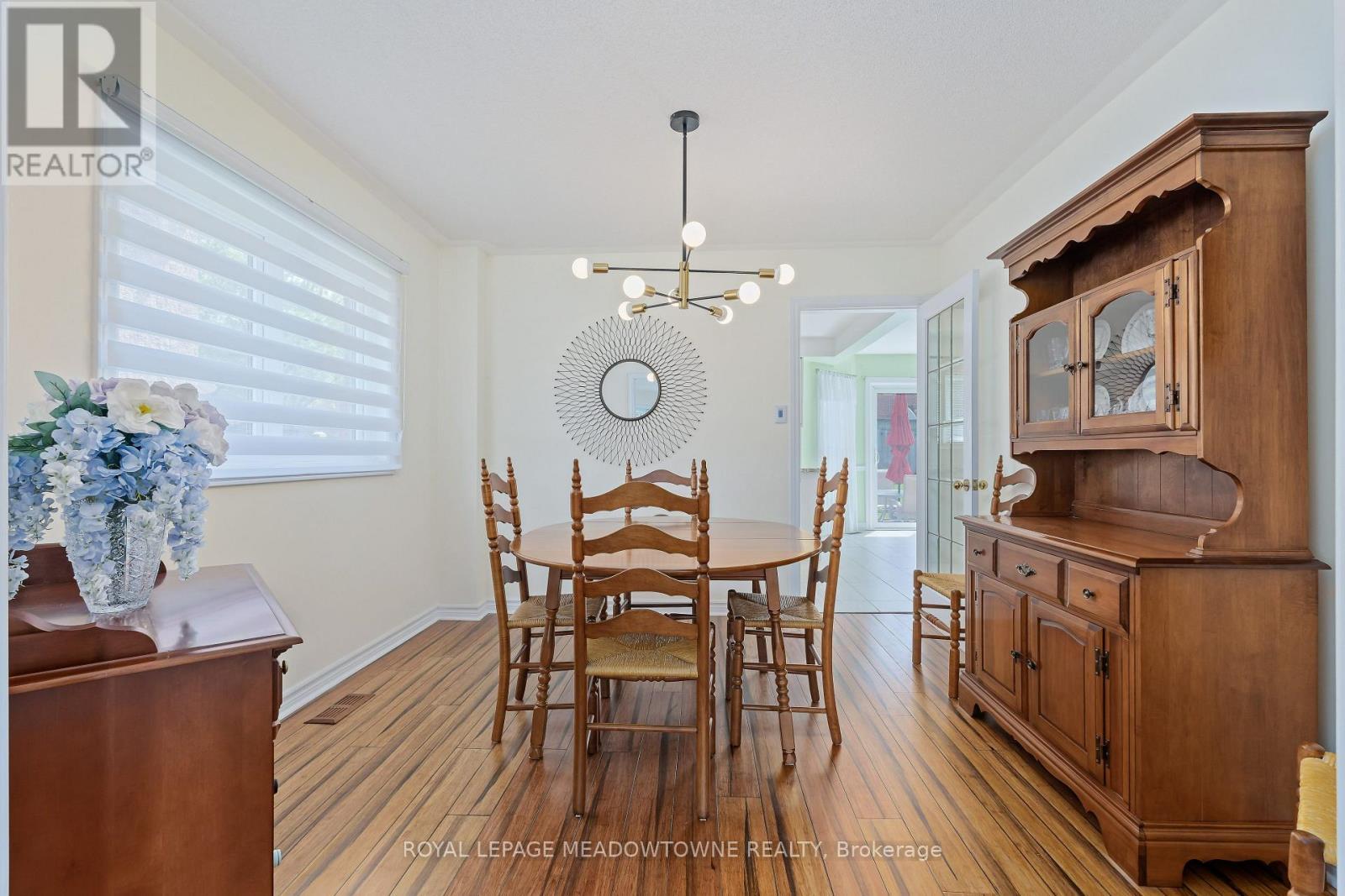 












7 EATON STREET

,
Halton Hills,




Ontario
L7G5J9


