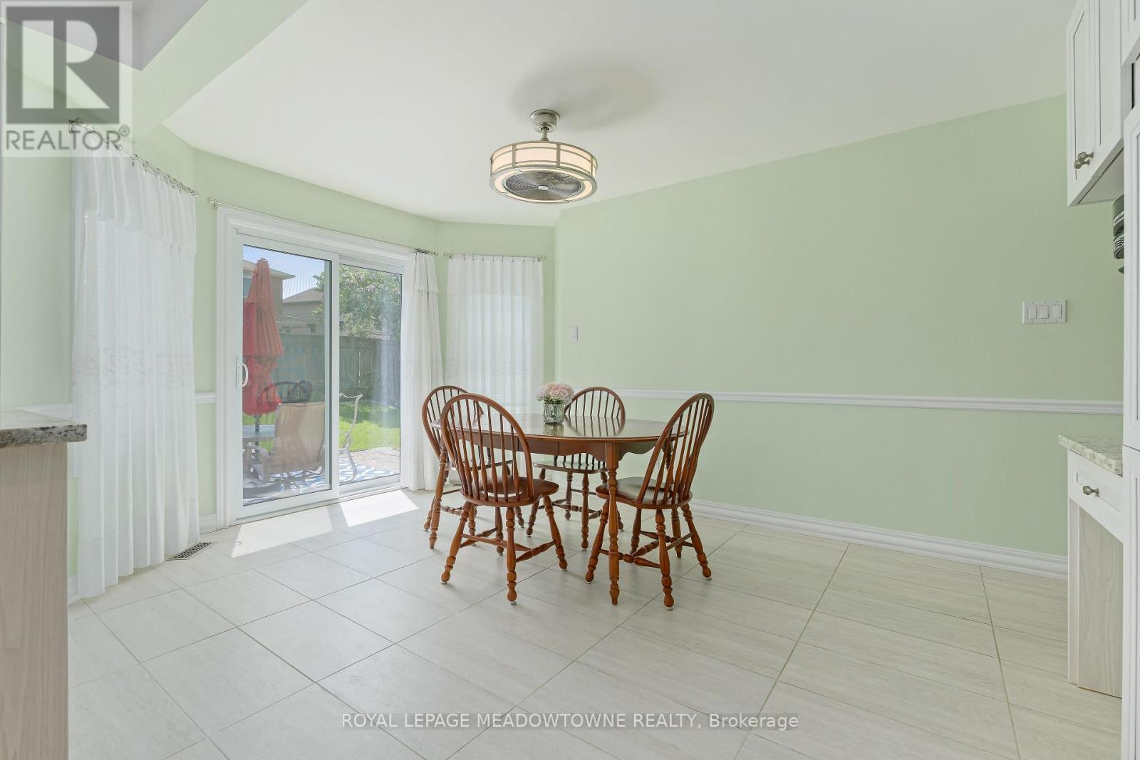 












7 EATON STREET

,
Halton Hills,




Ontario
L7G5J9

