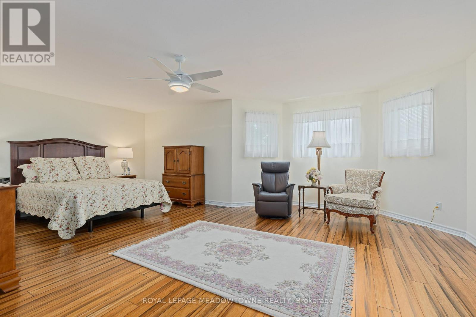 












7 EATON STREET

,
Halton Hills,




Ontario
L7G5J9


