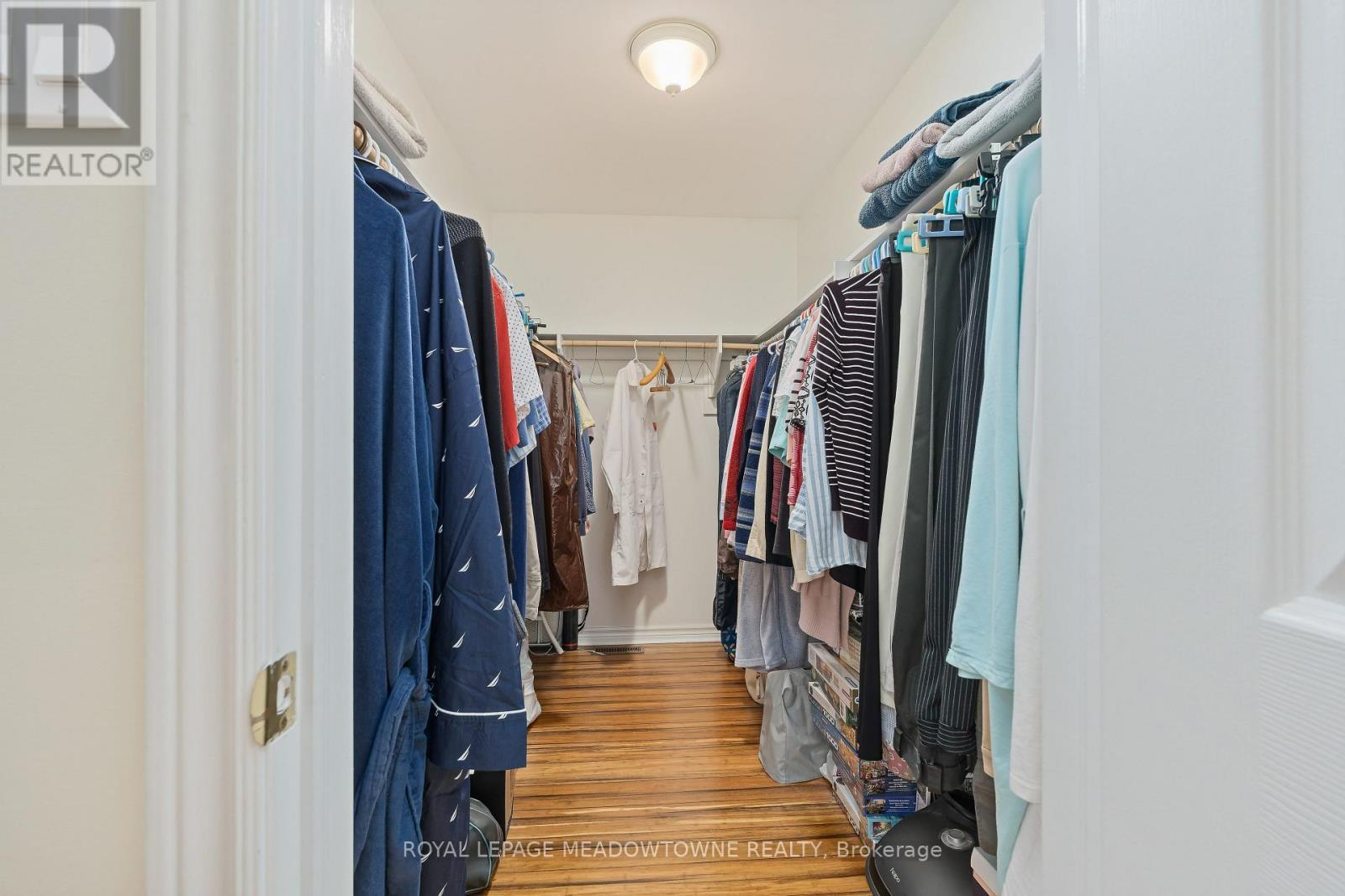 












7 EATON STREET

,
Halton Hills,




Ontario
L7G5J9

