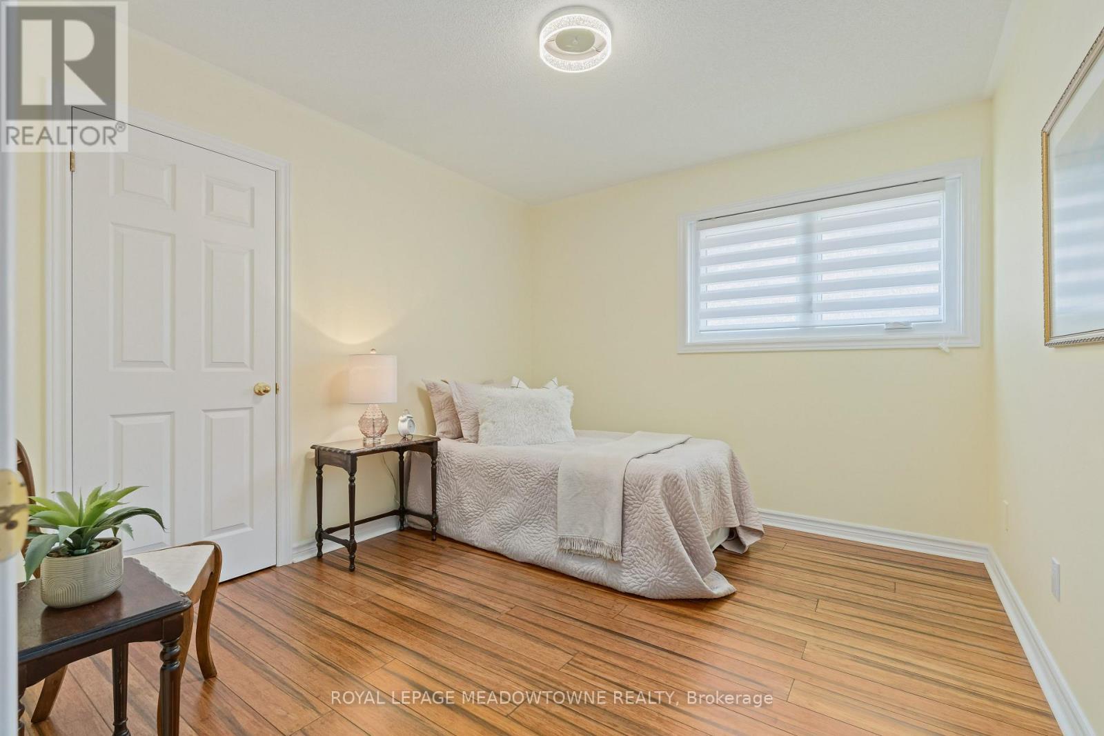 












7 EATON STREET

,
Halton Hills,




Ontario
L7G5J9

