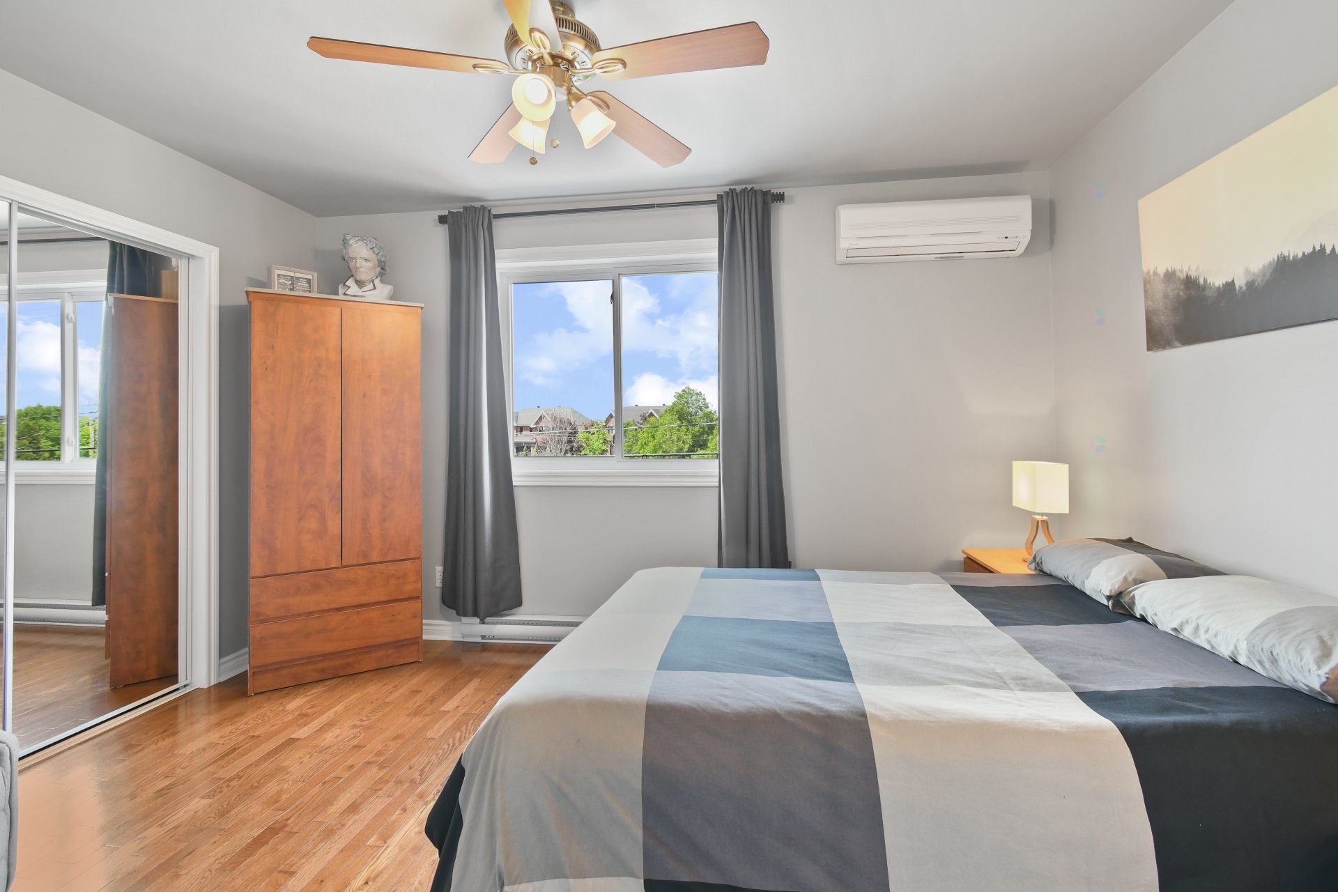 









224


Rue des Intendants

,
Varennes,




QC
J3X2E2

