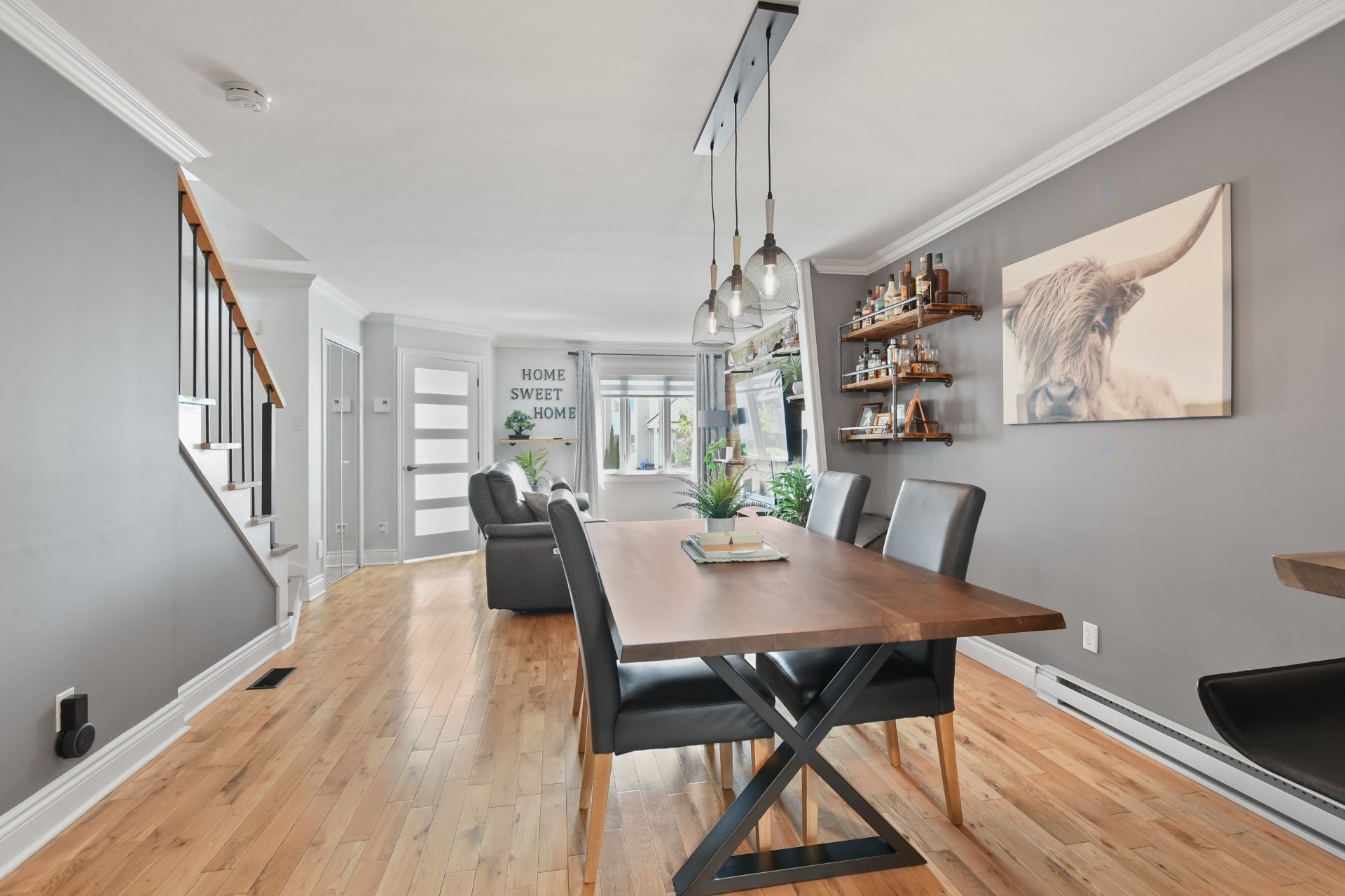 









224


Rue des Intendants

,
Varennes,




QC
J3X2E2

