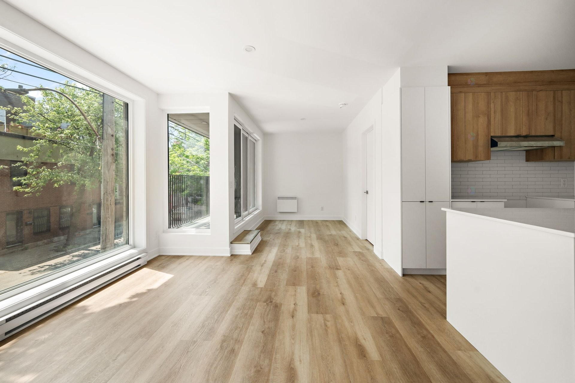 









1221

 - 1225


Rue Marie-Anne E.

,
Montréal (Le Plateau-Mont-Royal),




QC
H2J3K9

