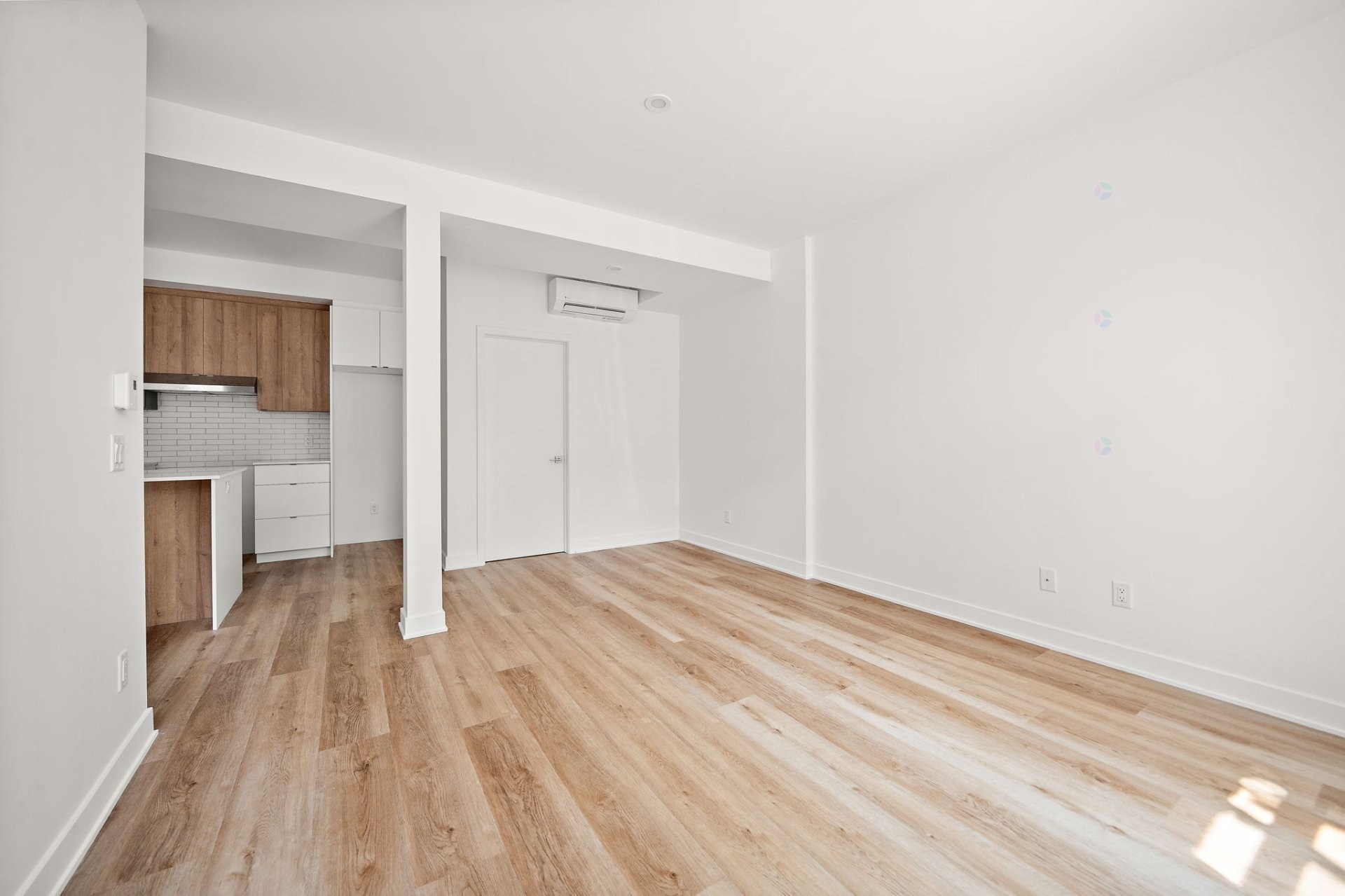 









1221

 - 1225


Rue Marie-Anne E.

,
Montréal (Le Plateau-Mont-Royal),




QC
H2J3K9

