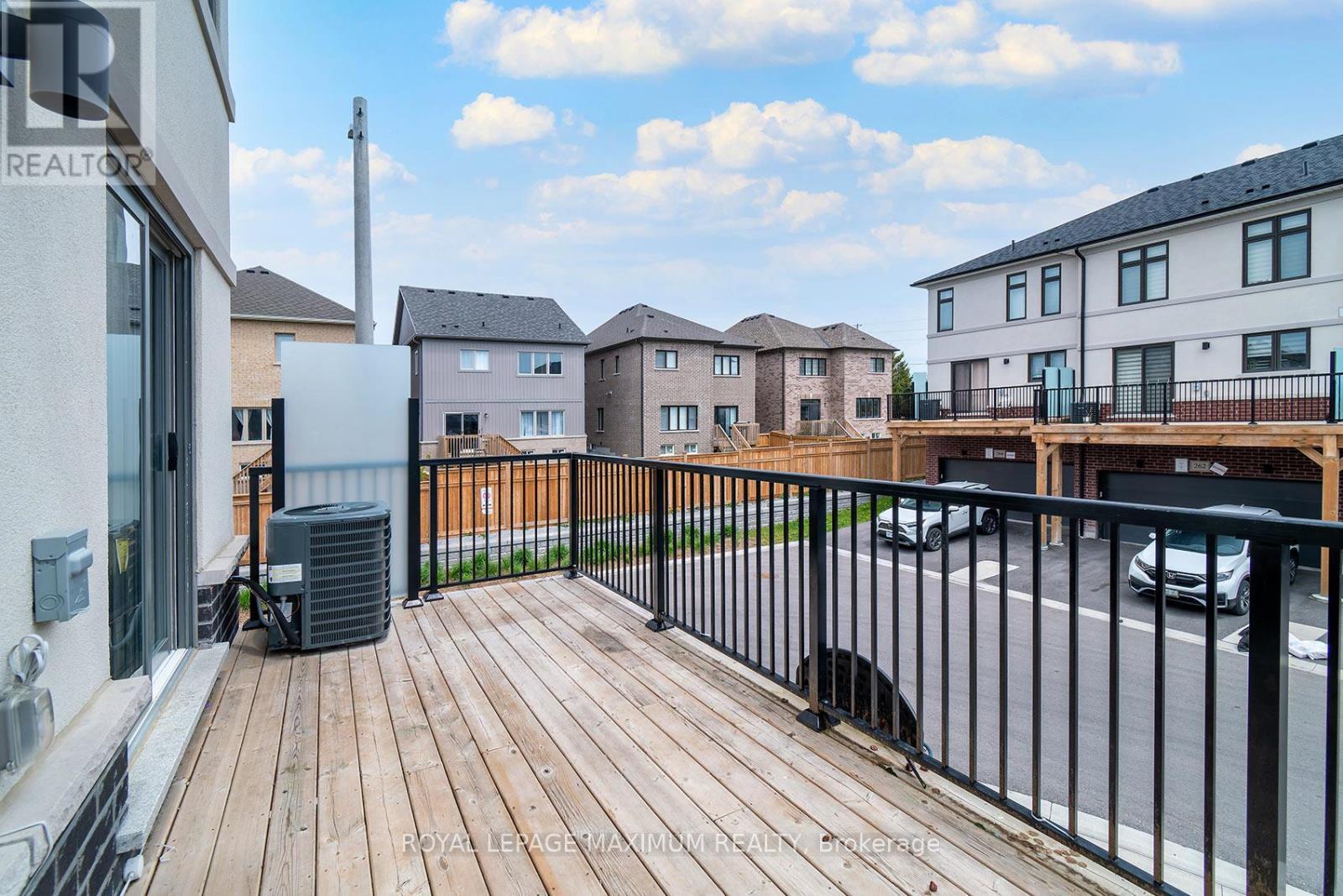 












1383 BRANDENTON PATH

,
Oshawa,




Ontario
L1K1A9


