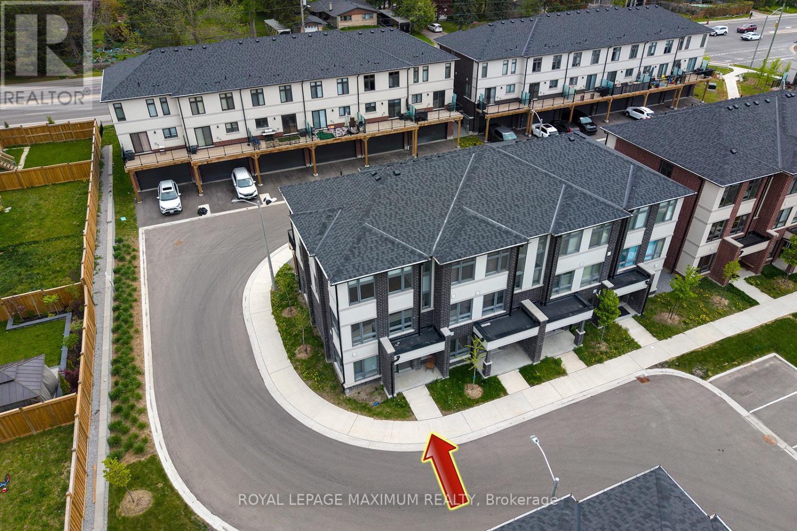 












1383 BRANDENTON PATH

,
Oshawa,




Ontario
L1K1A9

