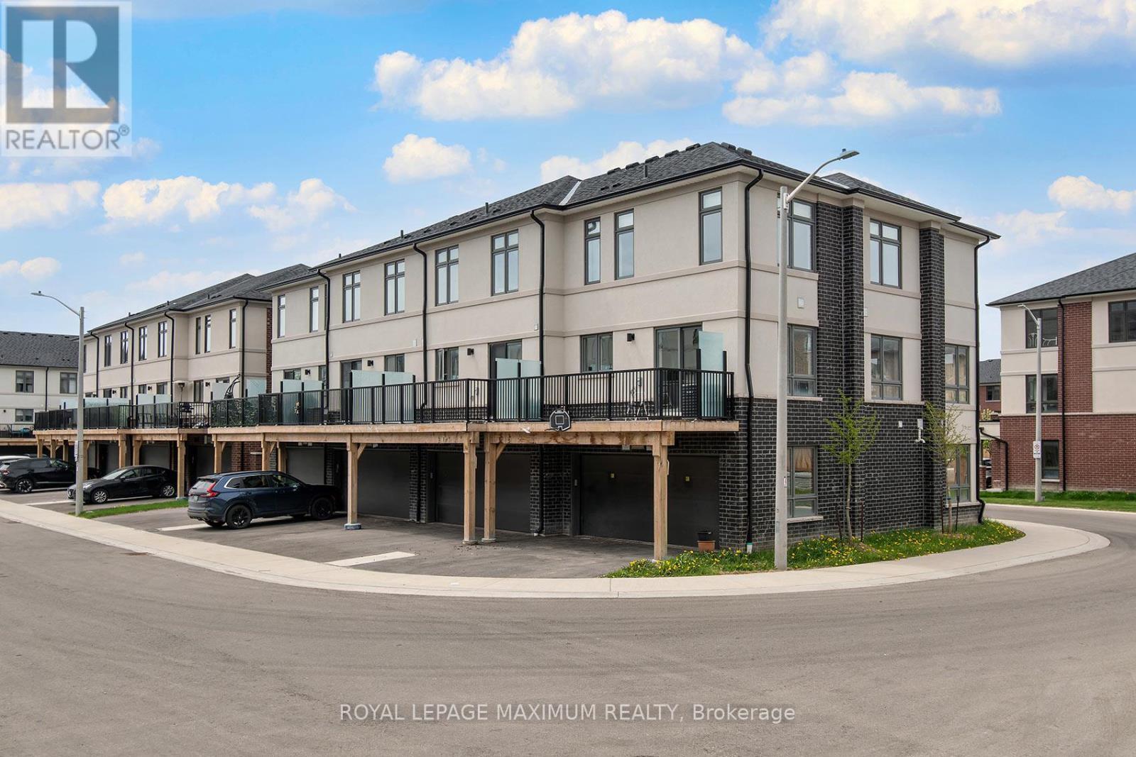












1383 BRANDENTON PATH

,
Oshawa,




Ontario
L1K1A9

