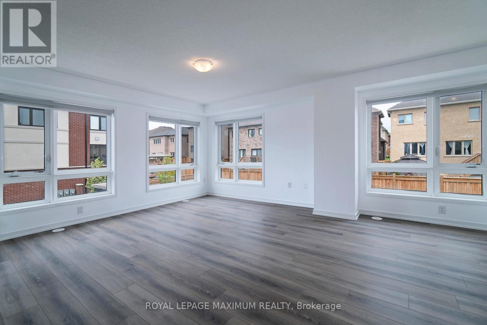












1383 BRANDENTON PATH

,
Oshawa,




Ontario
L1K1A9

