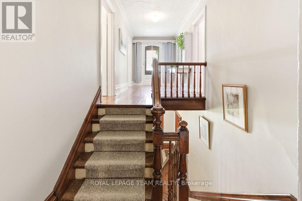 












241 JOHN STREET N

,
Arnprior,




Ontario
K7S2P3


