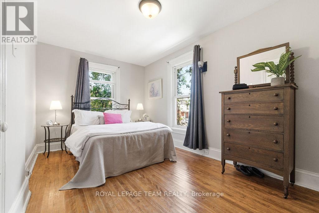












241 JOHN STREET N

,
Arnprior,




Ontario
K7S2P3

