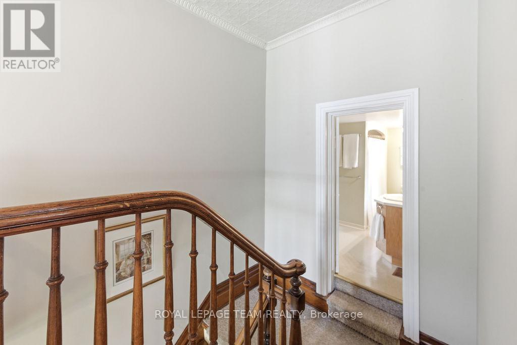 












241 JOHN STREET N

,
Arnprior,




Ontario
K7S2P3


