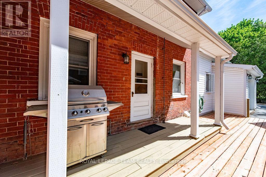 












241 JOHN STREET N

,
Arnprior,




Ontario
K7S2P3

