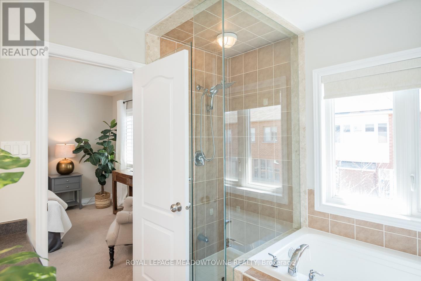 












496 SAVOLINE BOULEVARD

,
Milton,




Ontario
L9T7X3

