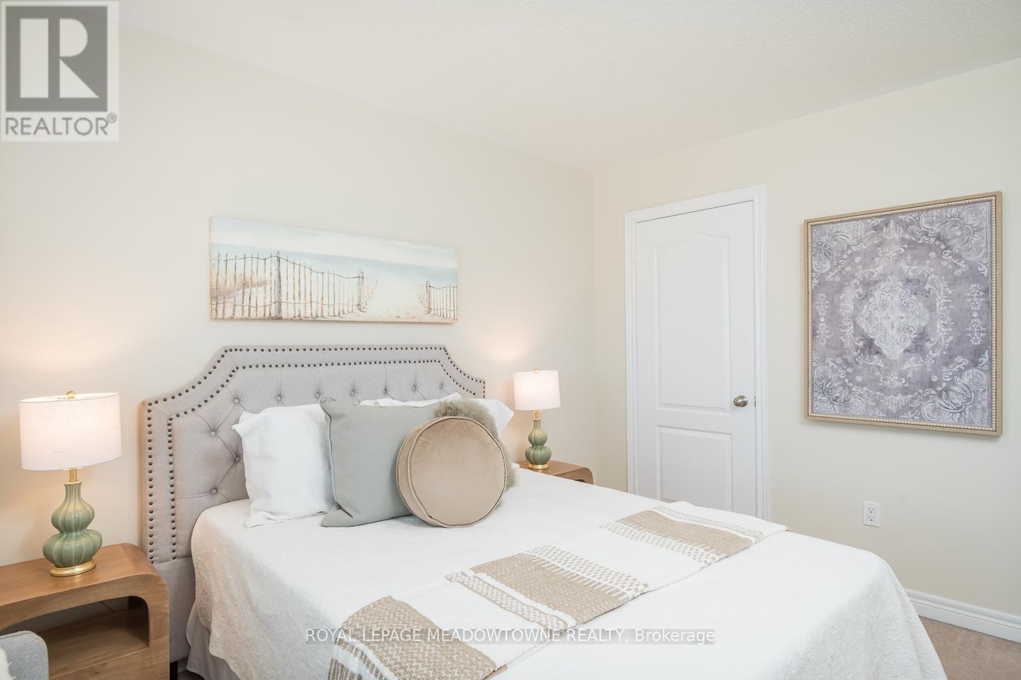 












496 SAVOLINE BOULEVARD

,
Milton,




Ontario
L9T7X3

