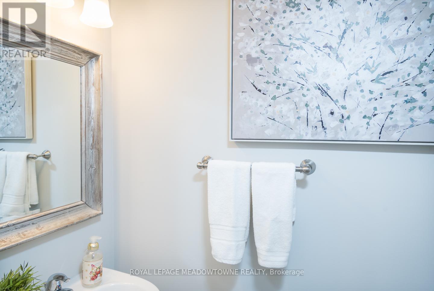 












496 SAVOLINE BOULEVARD

,
Milton,




Ontario
L9T7X3

