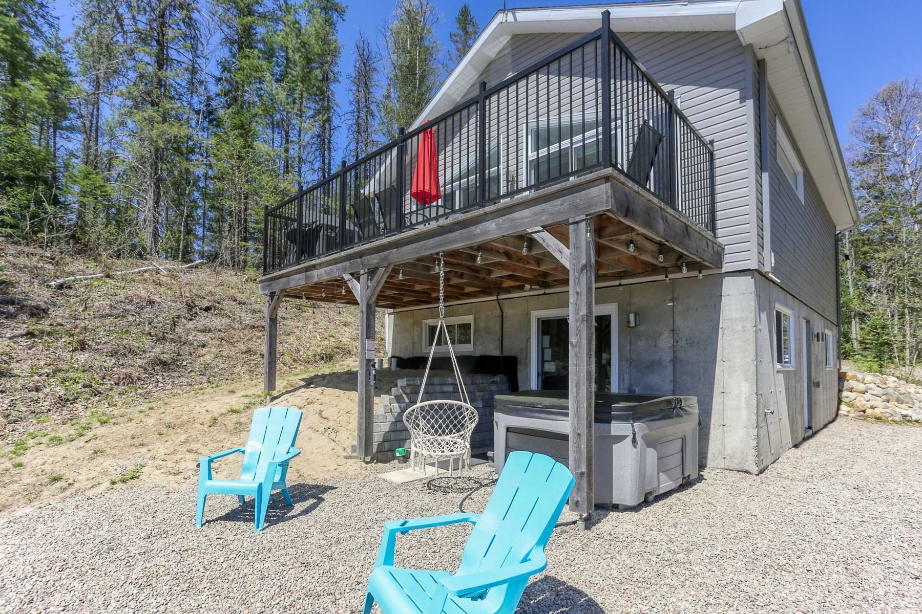 









350


Ch. de la Côte

,
Saint-Alexis-des-Monts,




QC
J0K1V0


