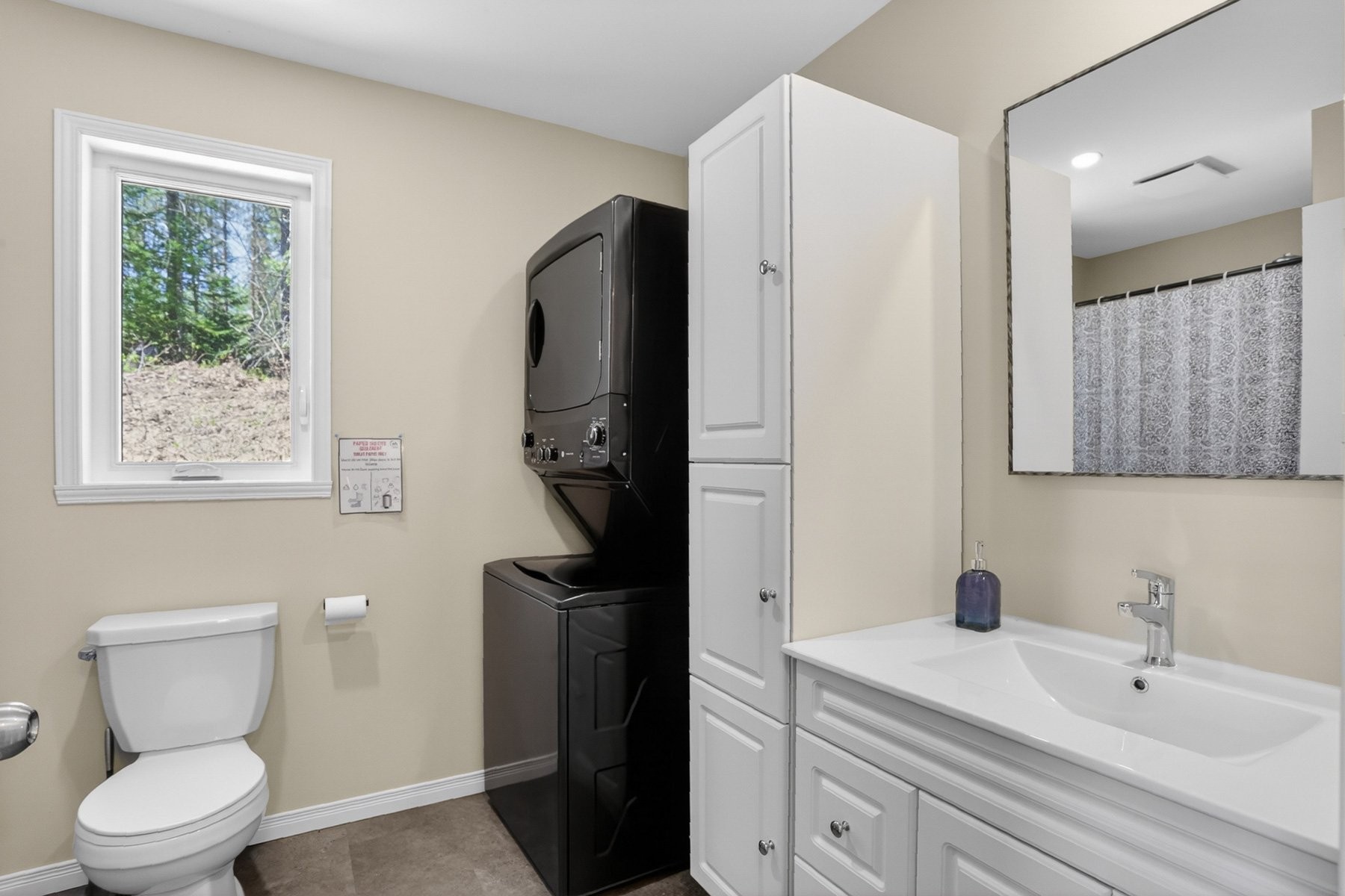 









350


Ch. de la Côte

,
Saint-Alexis-des-Monts,




QC
J0K1V0

