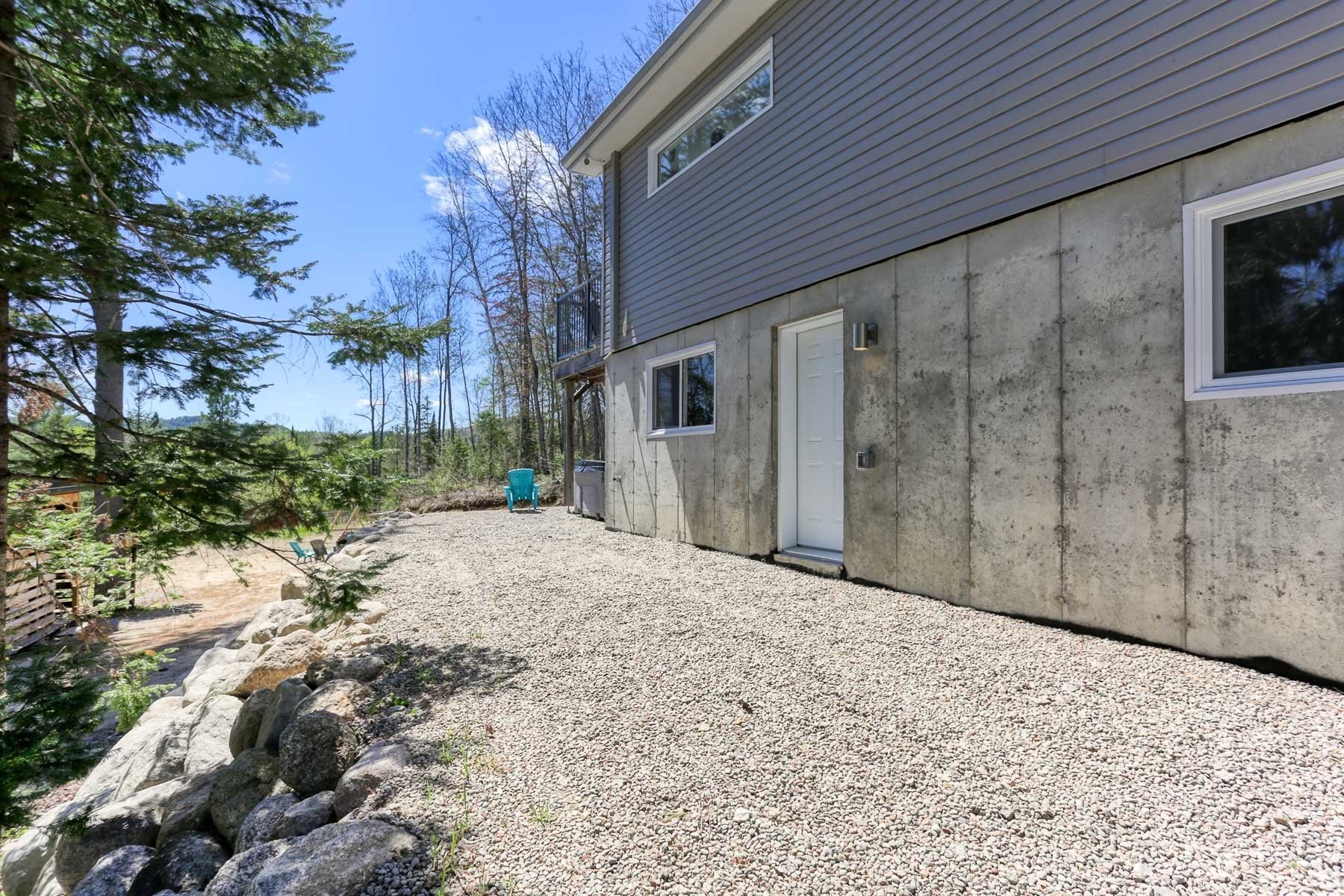 









350


Ch. de la Côte

,
Saint-Alexis-des-Monts,




QC
J0K1V0


