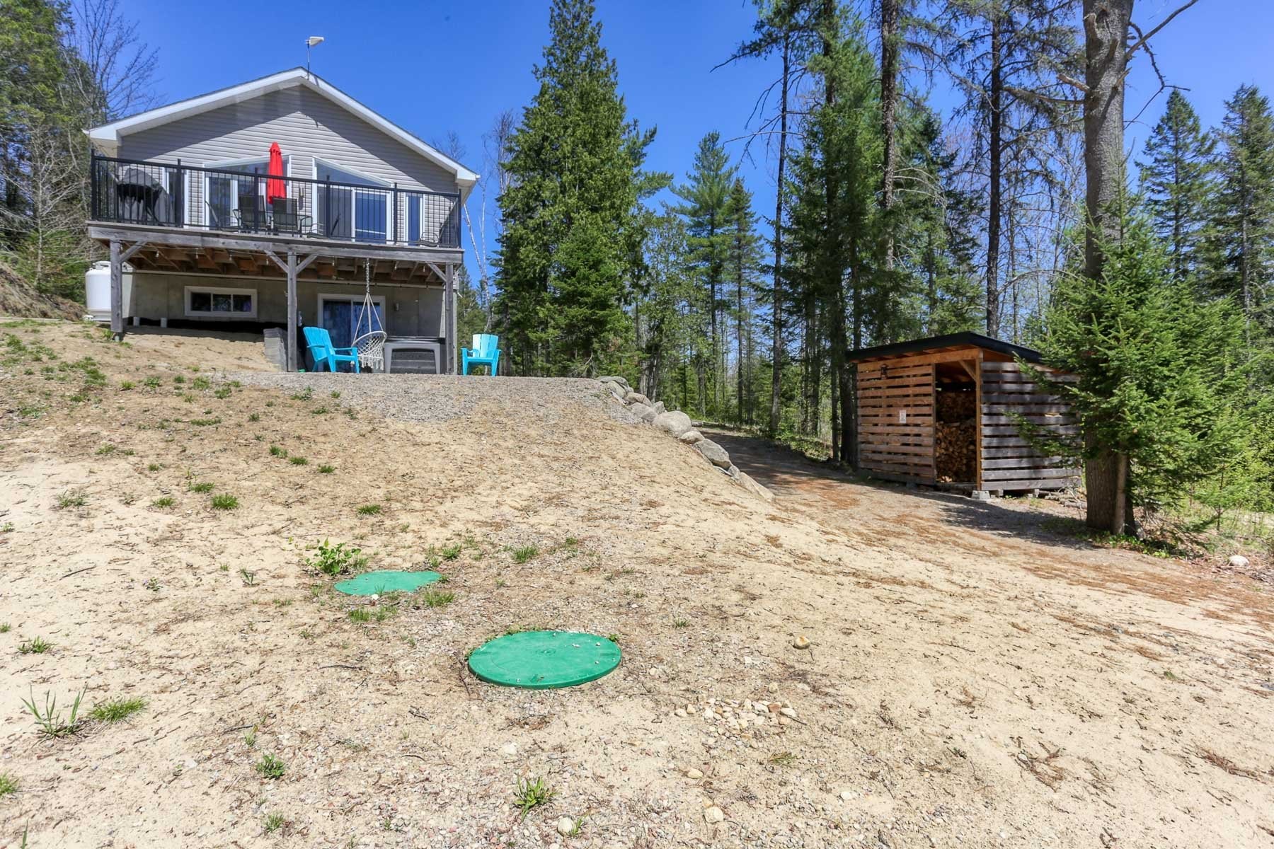 









350


Ch. de la Côte

,
Saint-Alexis-des-Monts,




QC
J0K1V0

