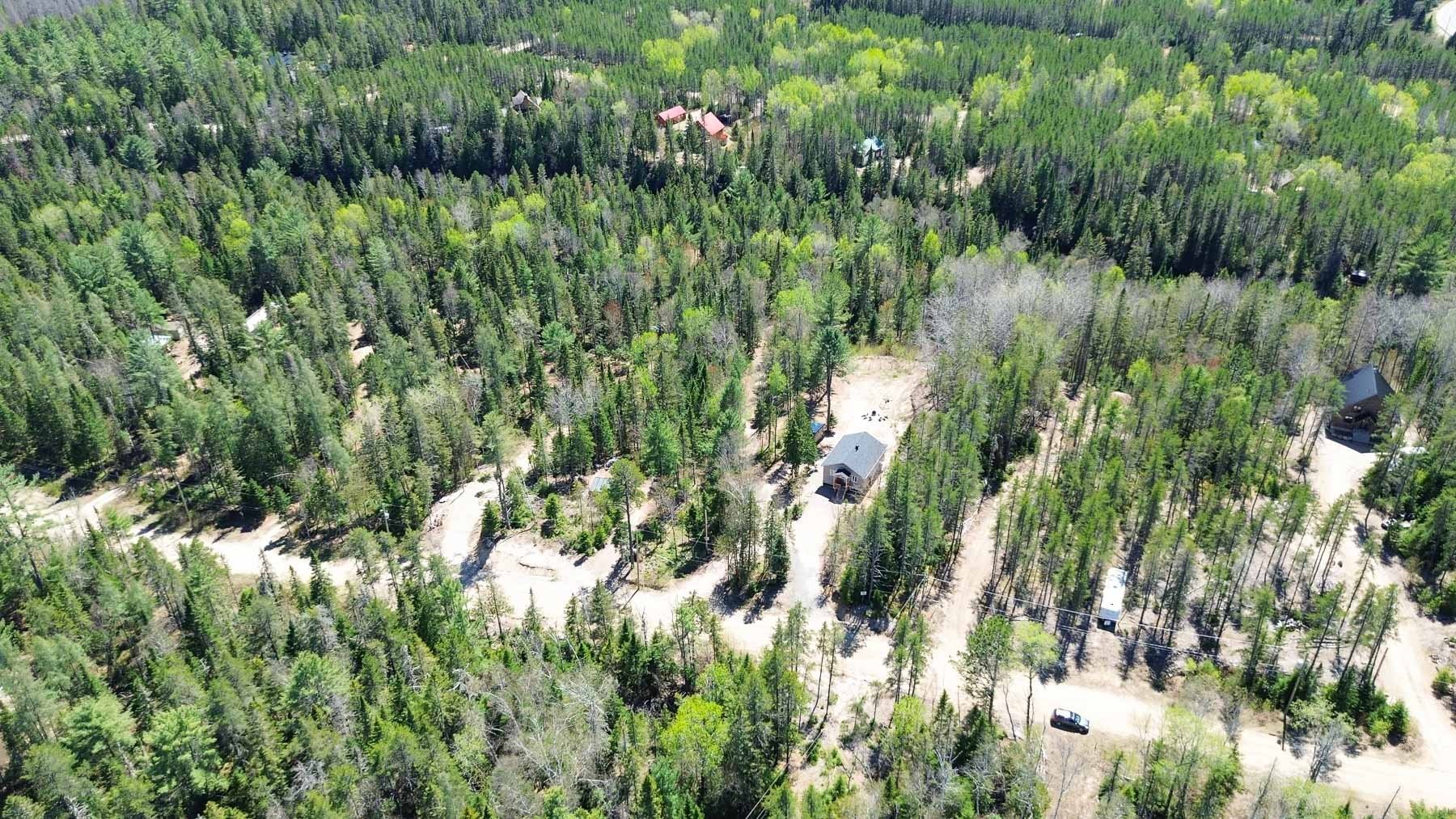 









350


Ch. de la Côte

,
Saint-Alexis-des-Monts,




QC
J0K1V0

