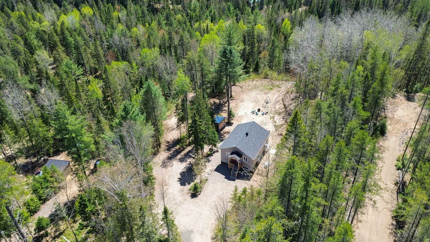 









350


Ch. de la Côte

,
Saint-Alexis-des-Monts,




QC
J0K1V0


