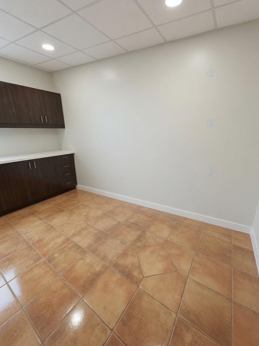 









4745


Rue St-Denis

,
Montréal (Le Plateau-Mont-Royal),




QC
H2J2L5

